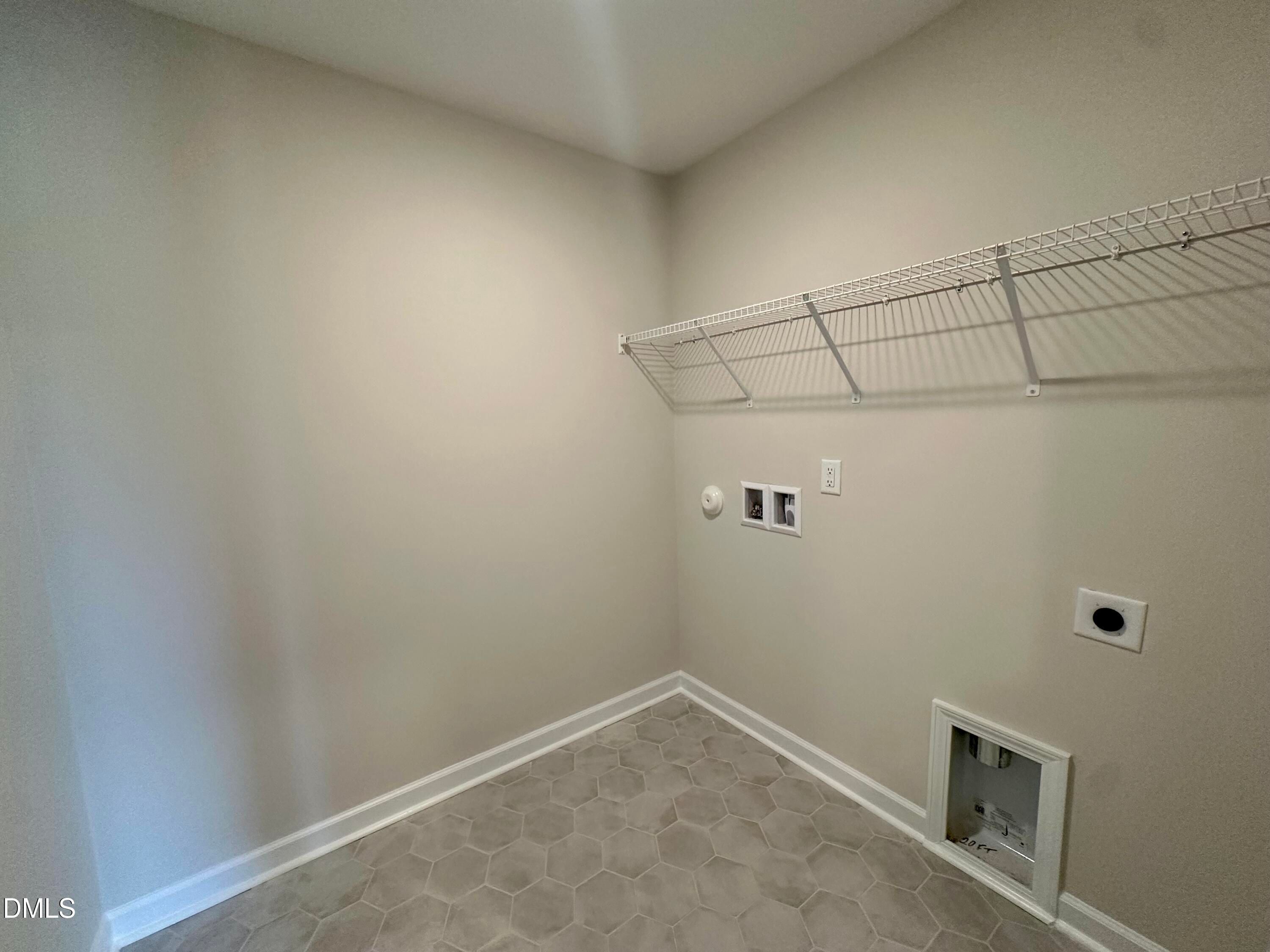 Image 16 of Davidson Homes' New Home at 608 Thatch Lane