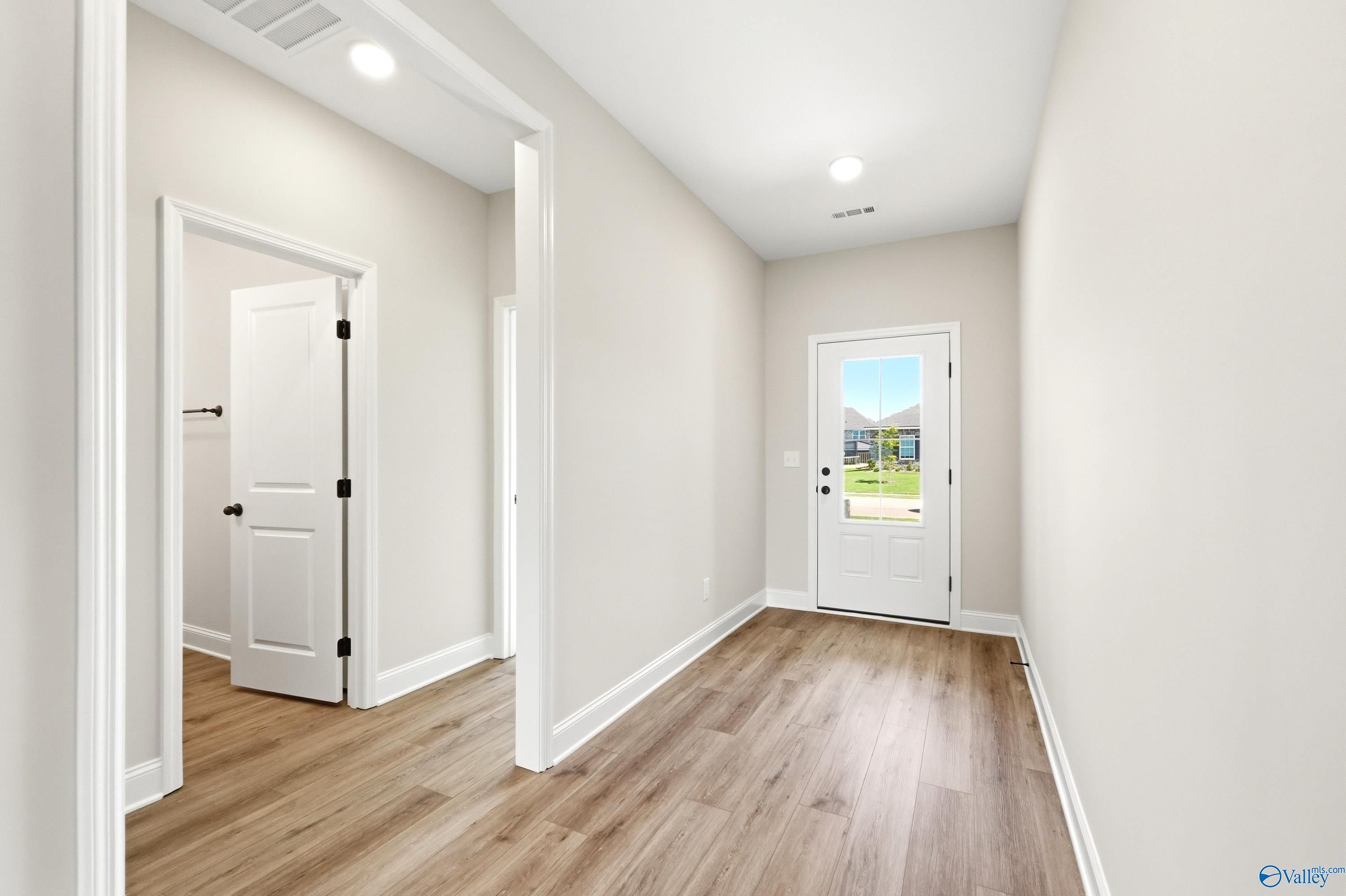 Image 5 of Davidson Homes' New Home at 300 Keller Drive