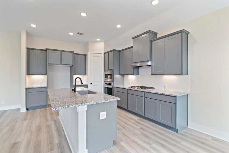 Image 3 of Davidson Homes' New Home at 13601 Fairway Arbor