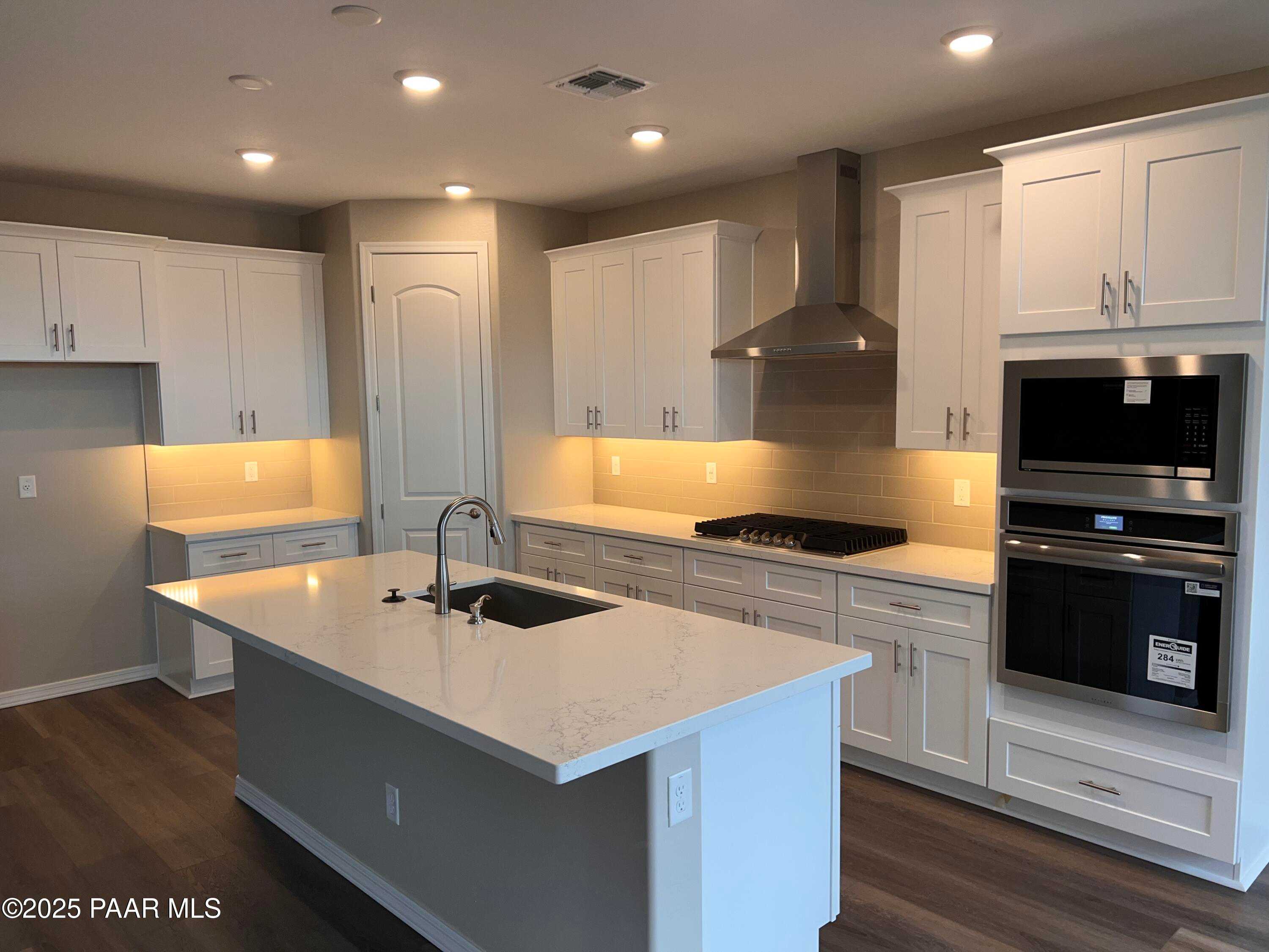 Image 6 of Davidson Homes' New Home at 7639 Turnberry Drive