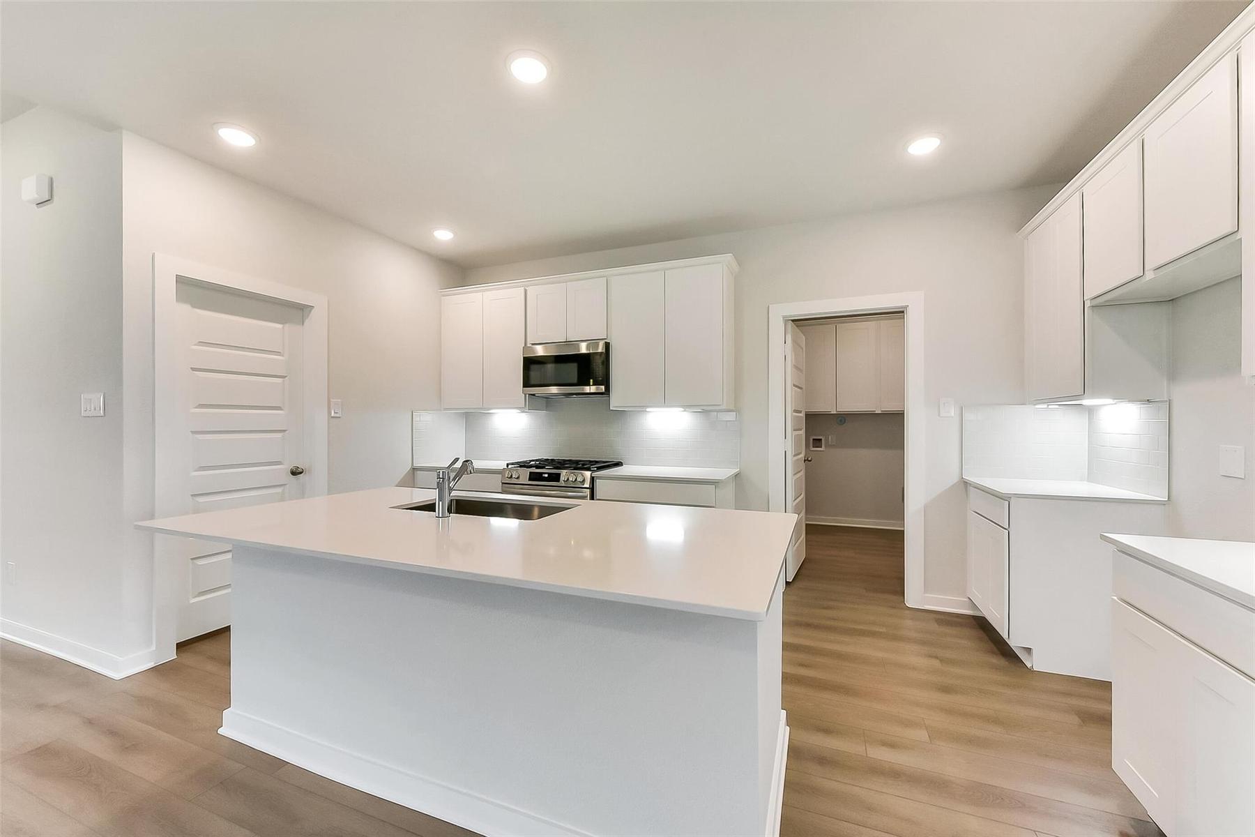 Image 12 of Davidson Homes' New Home at 83 Leon Way