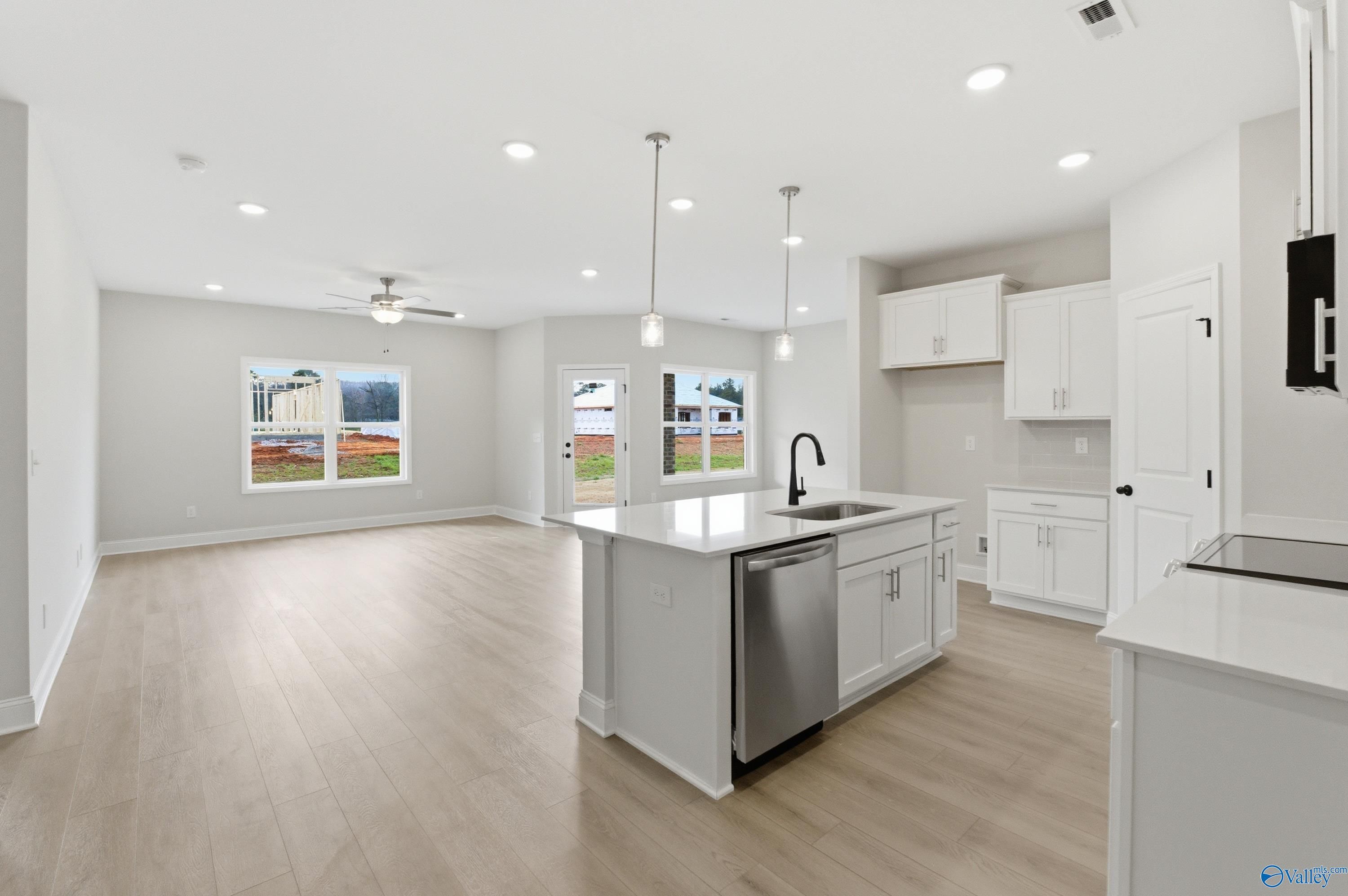 Image 2 of Davidson Homes' New Home at 4803 Drews Dogwood Lane