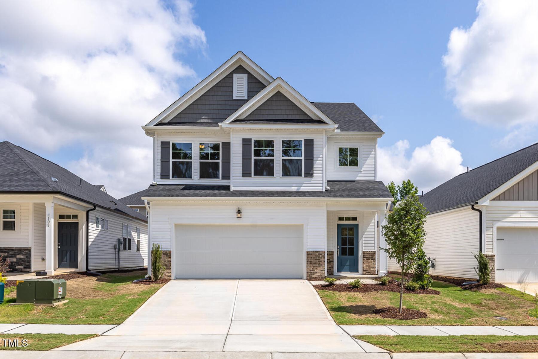Image 1 of Davidson Homes' New Home at 104 Fairwinds Drive