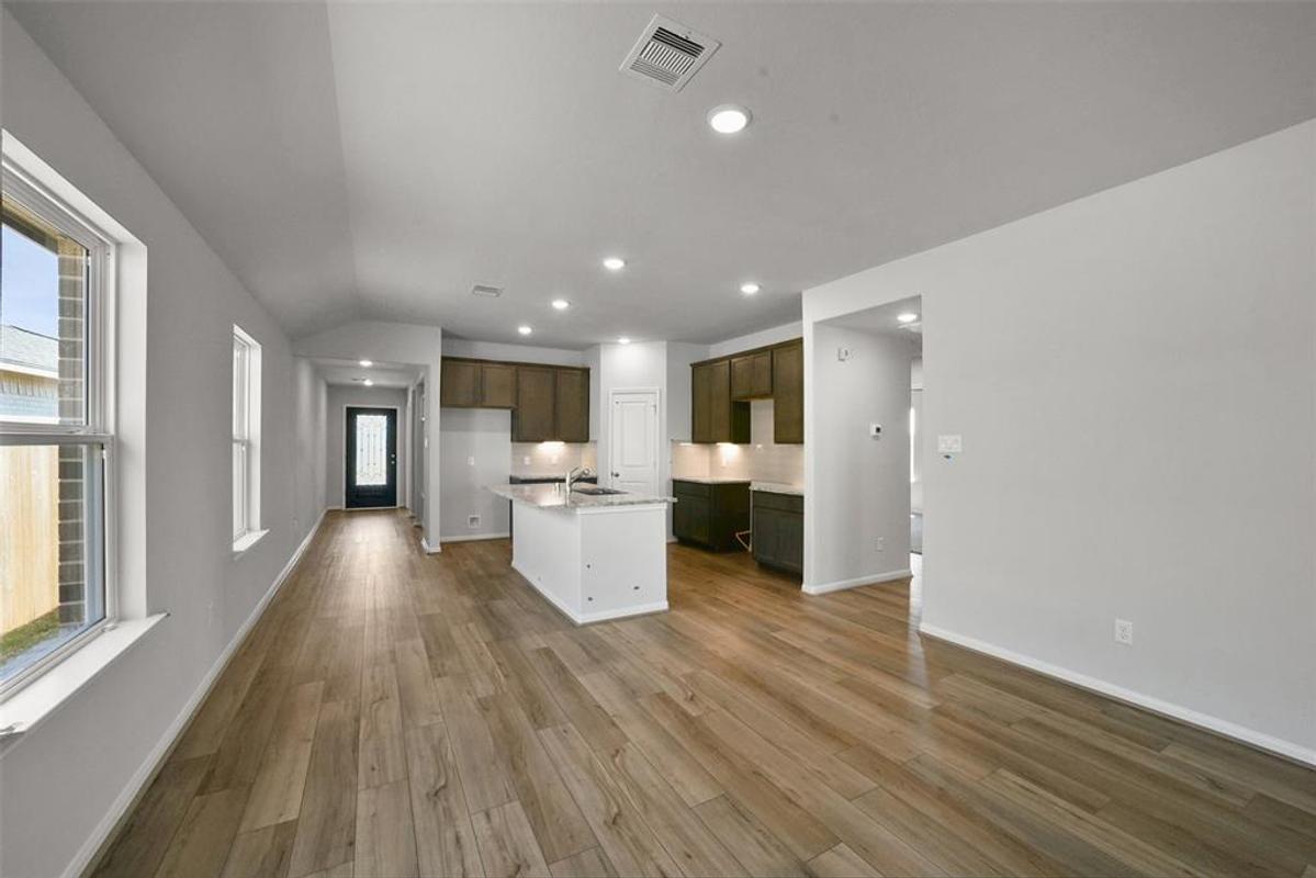 Image 3 of Davidson Homes' New Home at 2512 Bolinas Bluff Drive