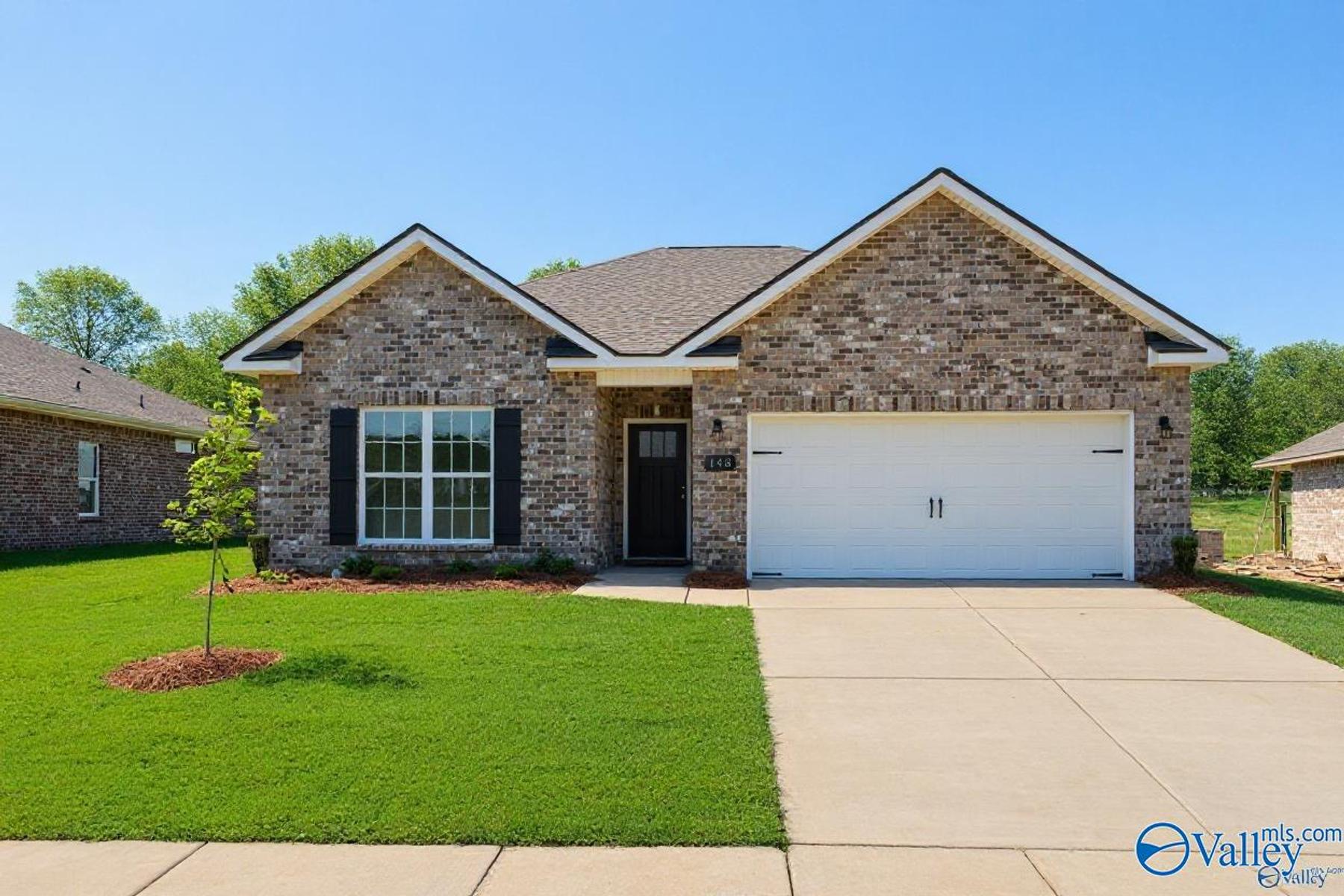 Image 1 of Davidson Homes' New Home at 148 Heritage Lakes Boulevard