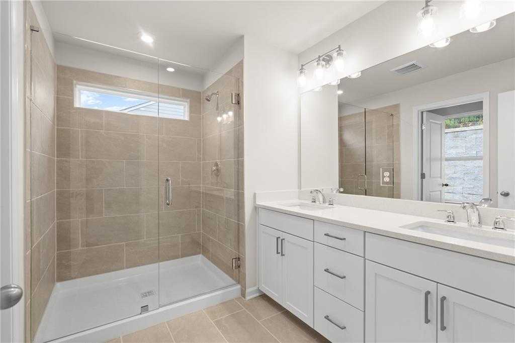 Image 5 of Davidson Homes' New Home at 706 Smokey Quartz Way