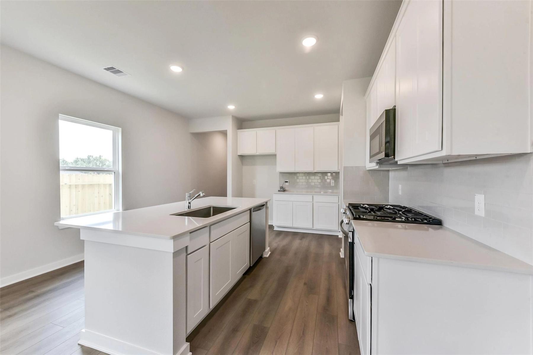 Image 13 of Davidson Homes' New Home at 1984 Brookpointe