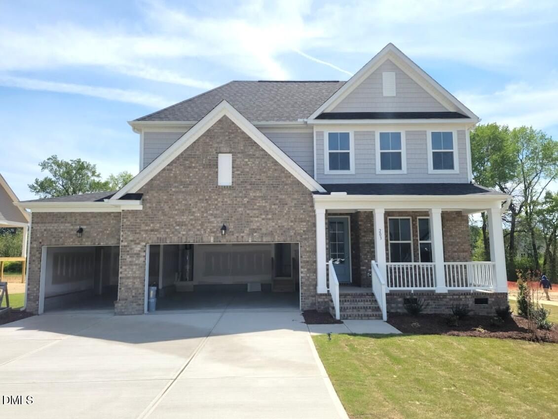 Exterior view of Davidson Homes' New Home at 203 Crop Road
