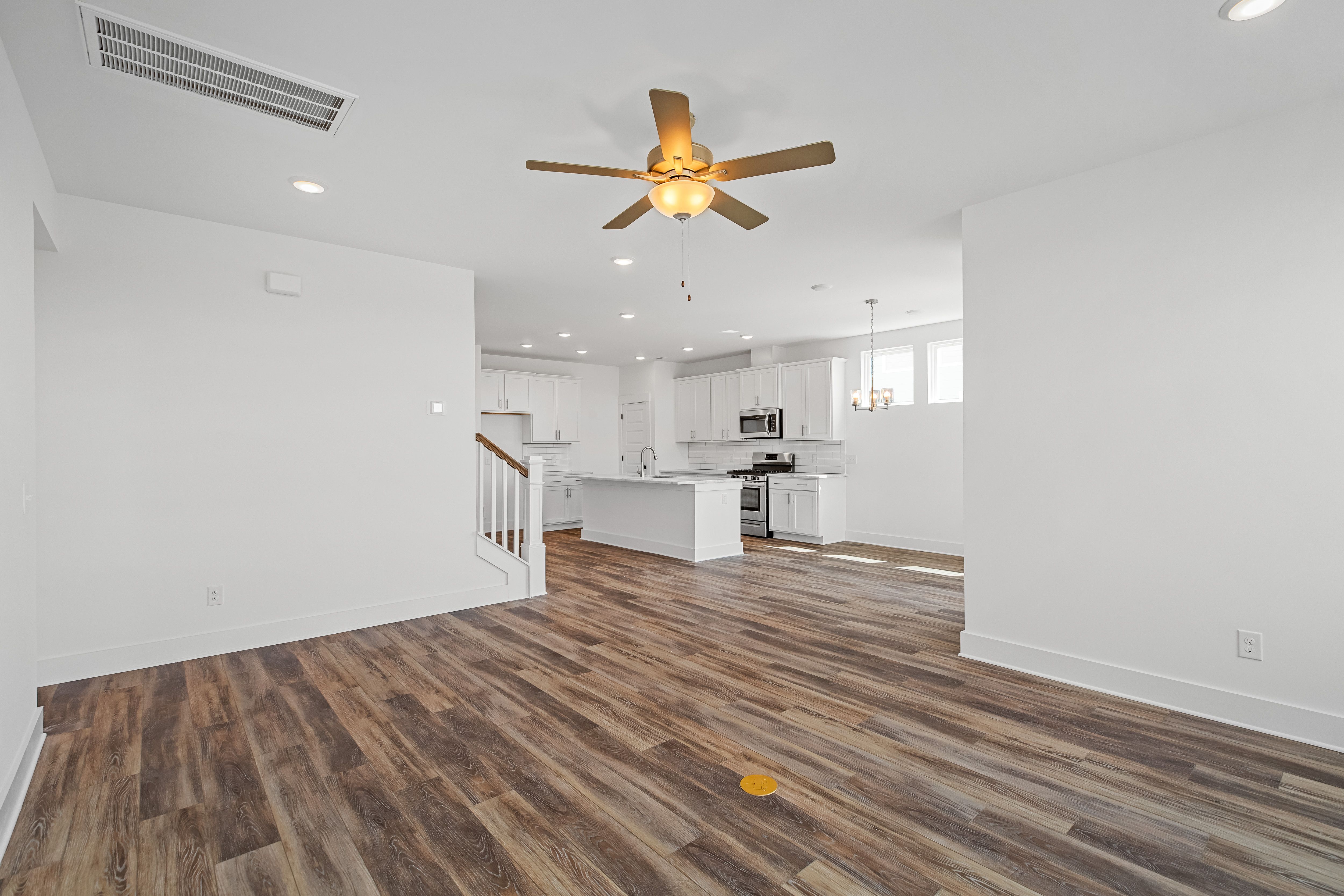 Image 15 of Davidson Homes' New Home at 1408 Centerline
