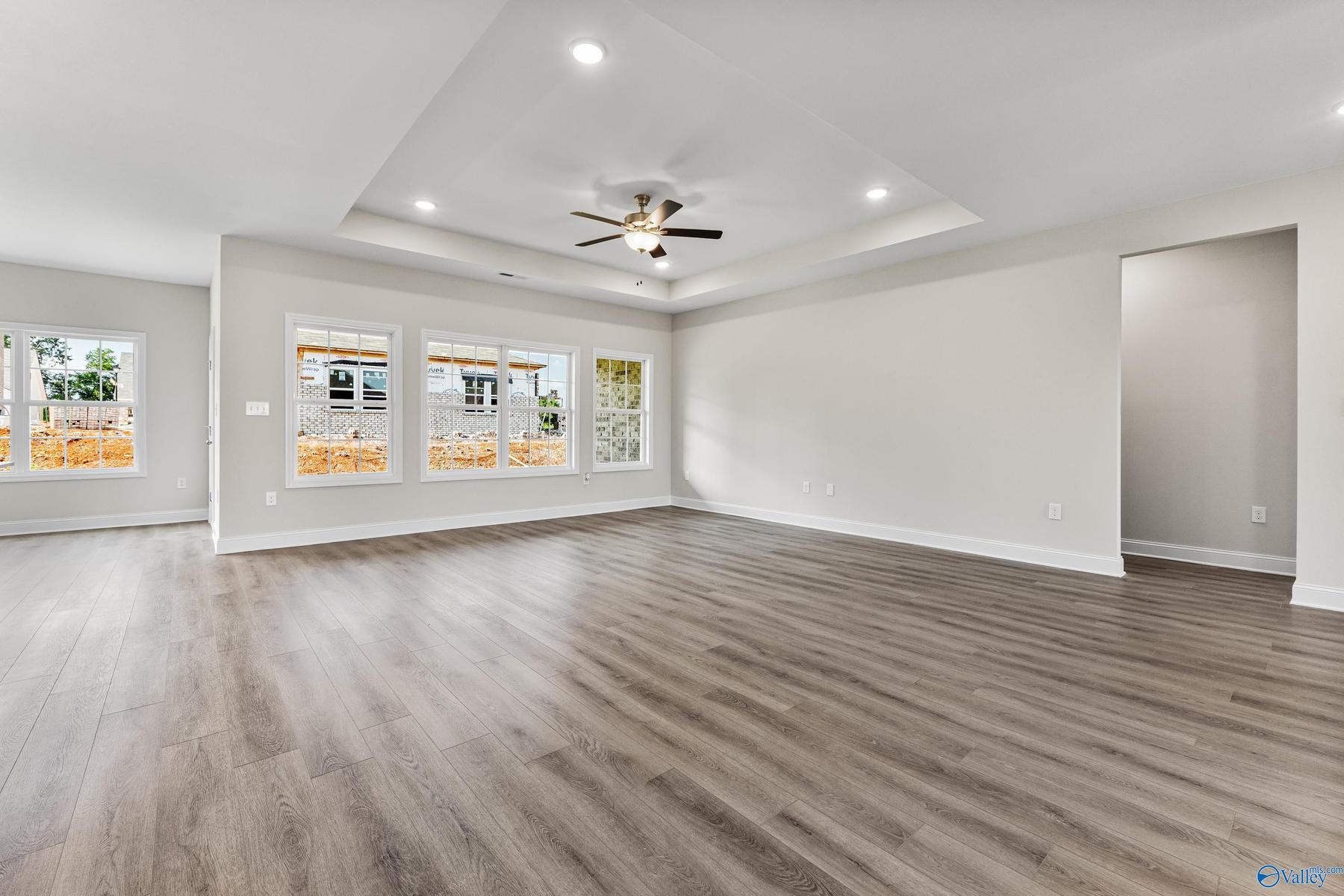 Image 11 of Davidson Homes' New Home at 211 Kendall Farms Boulevard