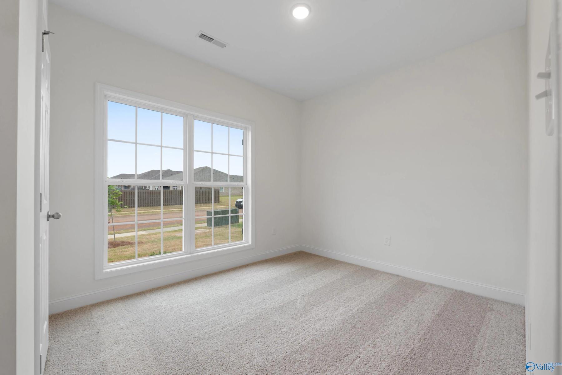 Image 7 of Davidson Homes' New Home at 148 Heritage Lakes Boulevard