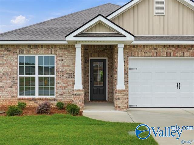 Image 2 of Davidson Homes' New Home at 2205 Spragins Loop NW