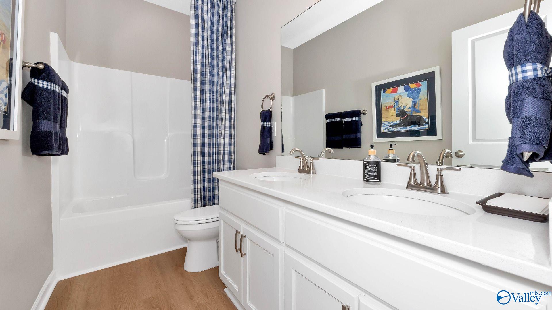 Image 8 of Davidson Homes' New Home at 158 Hidden River Drive