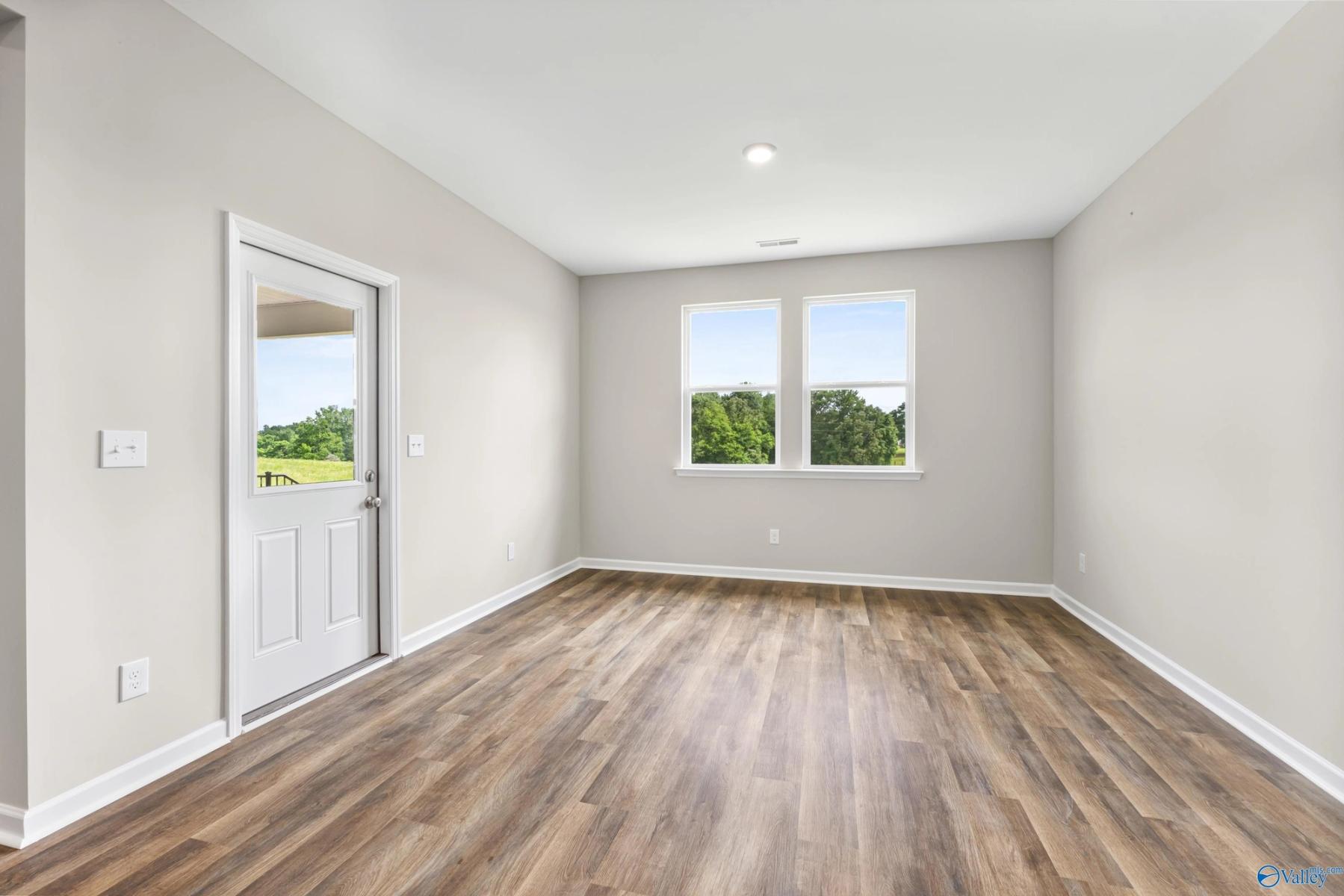 Image 6 of Davidson Homes' New Home at 210 Applewood Ct