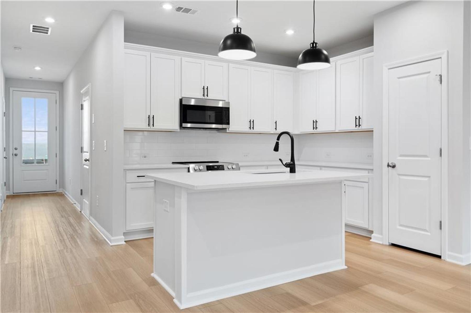 Image 43 of Davidson Homes' New Home at 512 Crown Drive