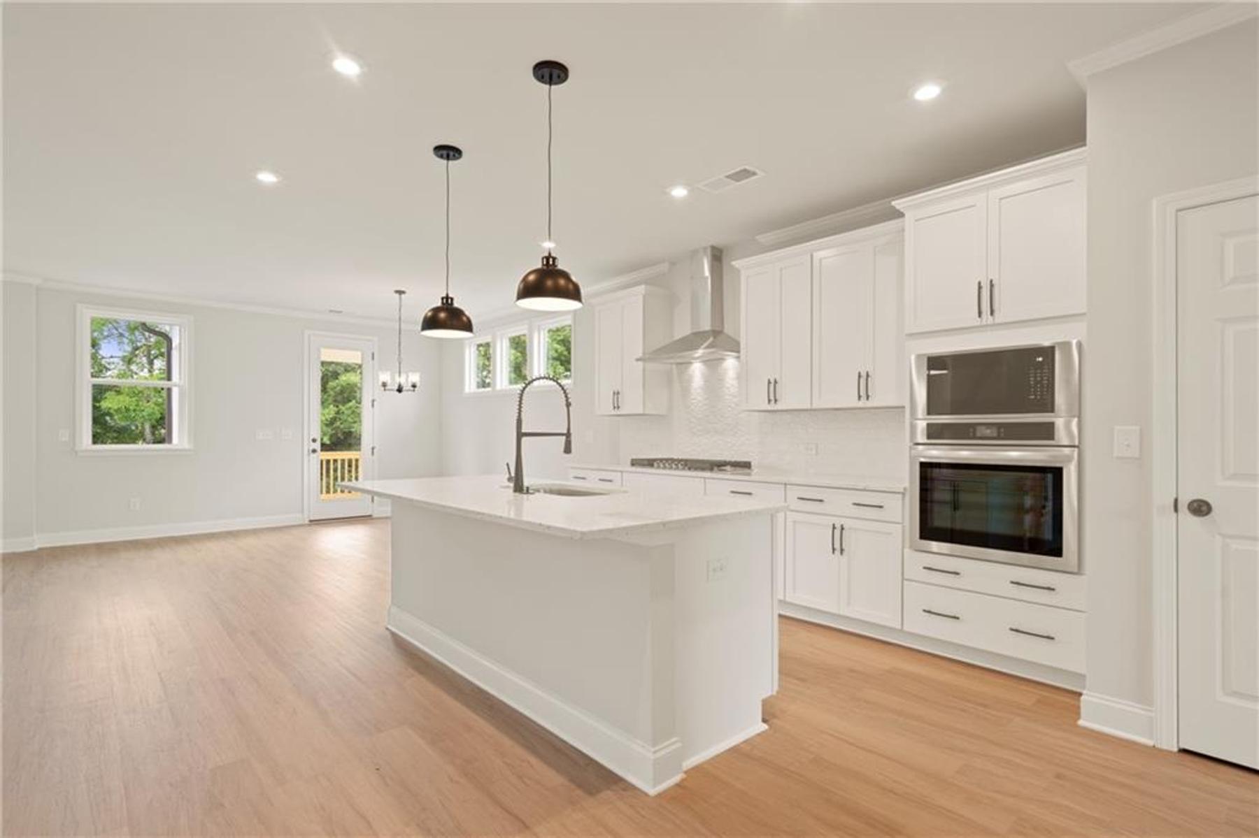 Image 13 of Davidson Homes' New Home at 670 Grand Wehunt Drive