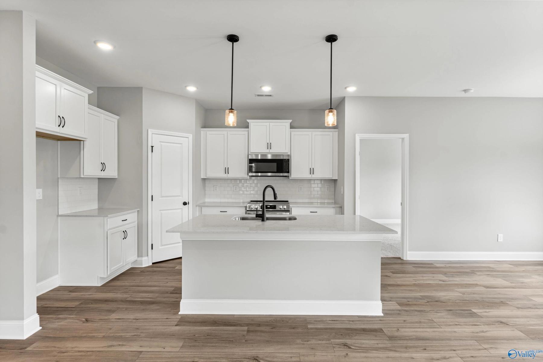 Image 3 of Davidson Homes' New Home at 169 River Pointe Drive