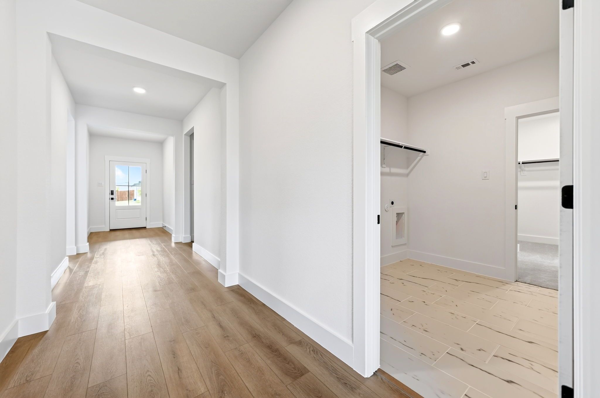 Image 7 of Davidson Homes' New Home at 202 Briarwood Drive