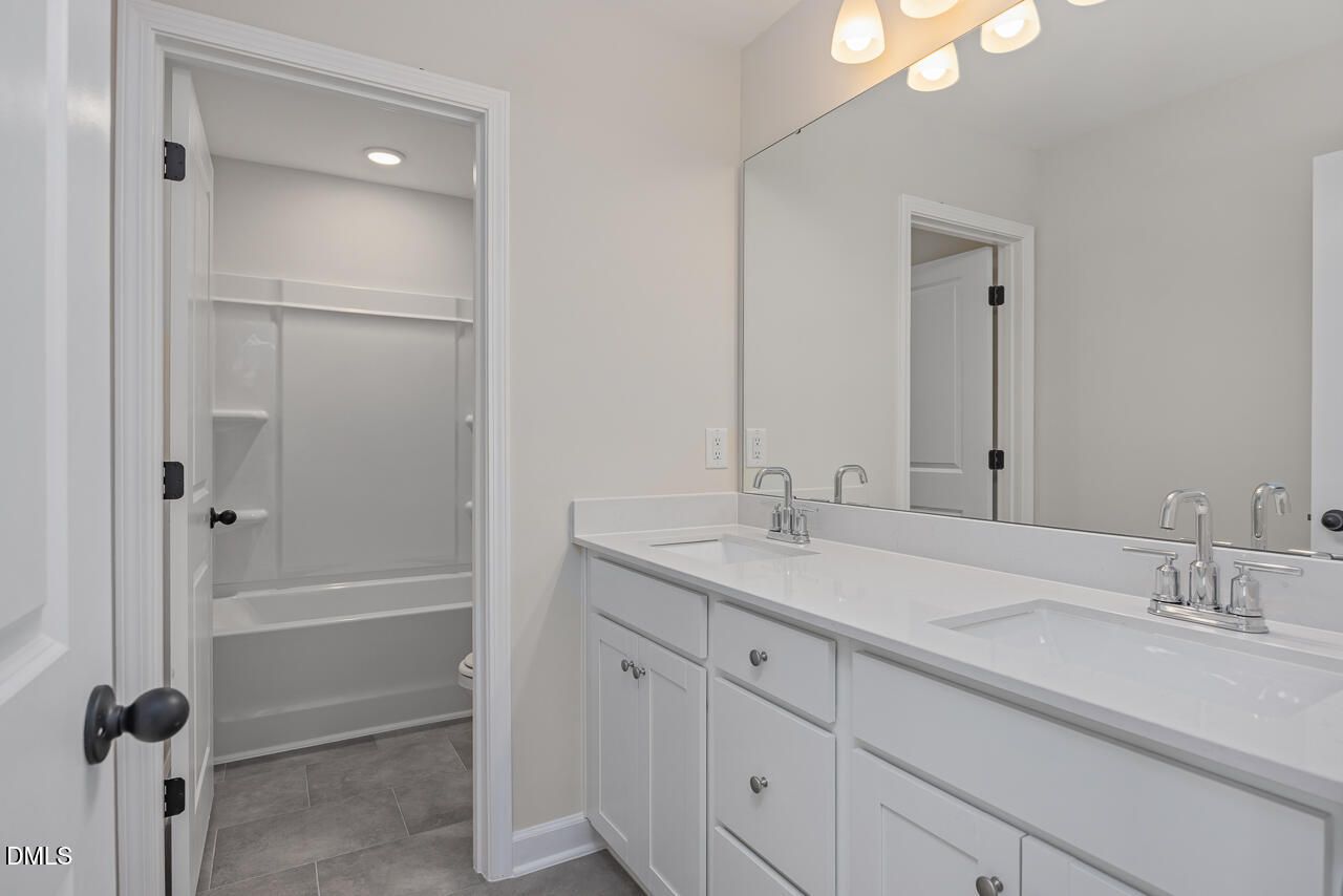 Image 22 of Davidson Homes' New Home at 516 Crescent Wood Trail