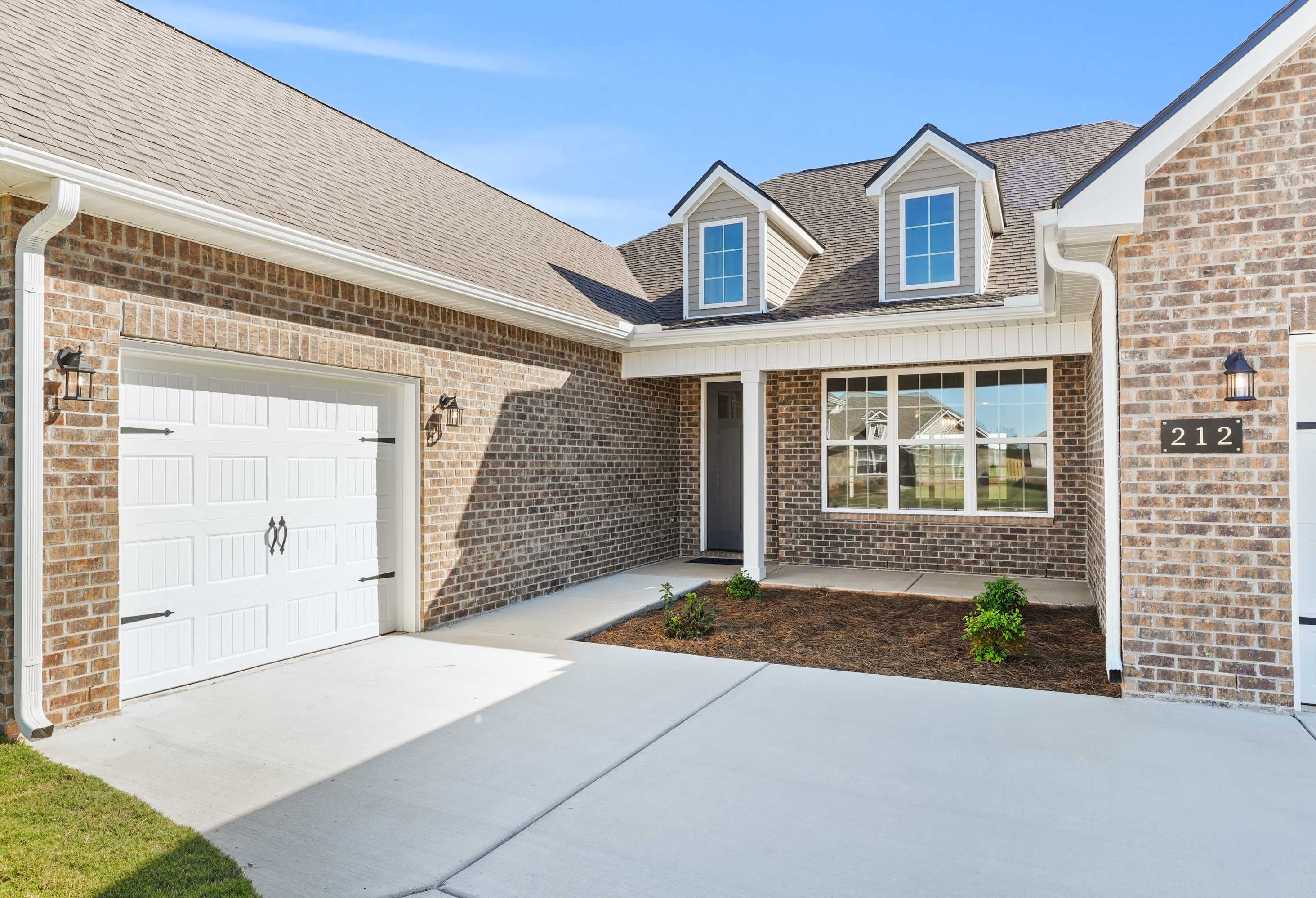 Image 4 of Davidson Homes' The Valencia Floor Plan