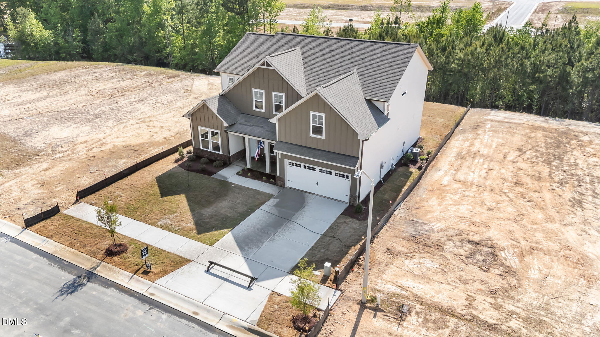 Image 3 of Davidson Homes' New Home at 817 Diana Victoria Court