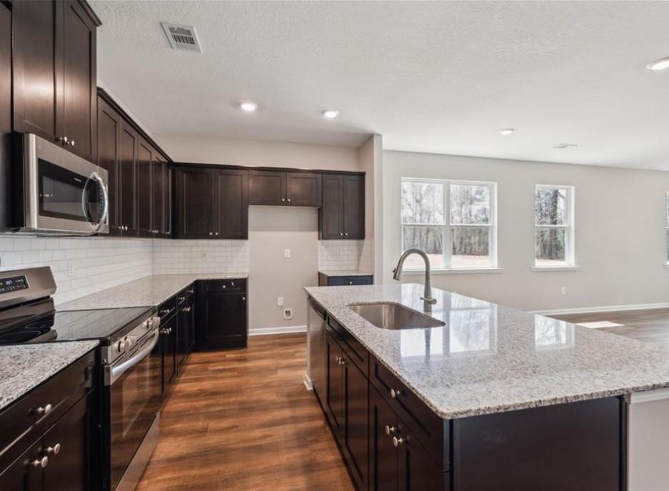 Image 4 of Davidson Homes' New Home at 145 Lee Road 2232