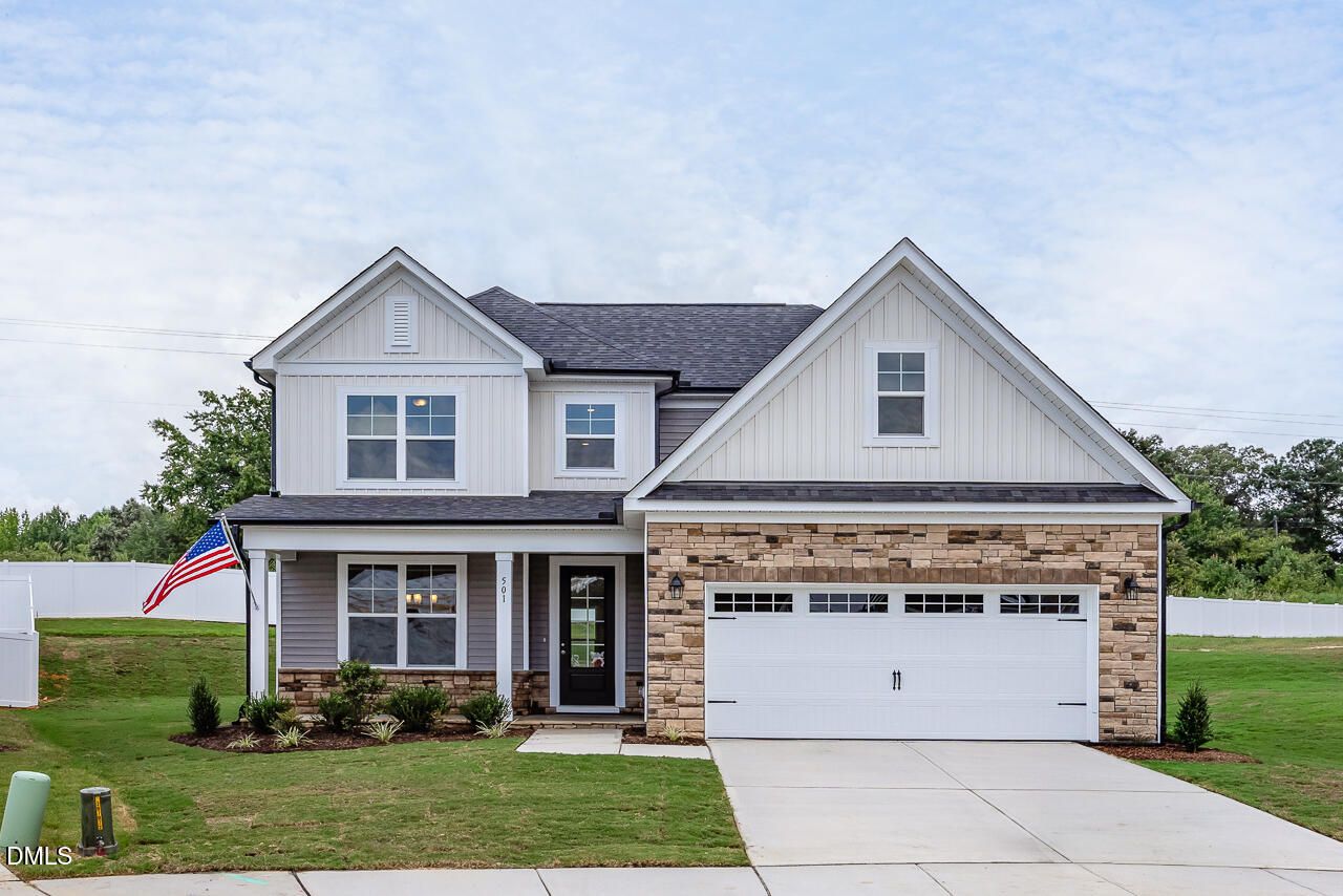Exterior view of Davidson Homes' New Home at 501 Crescent Wood Trail