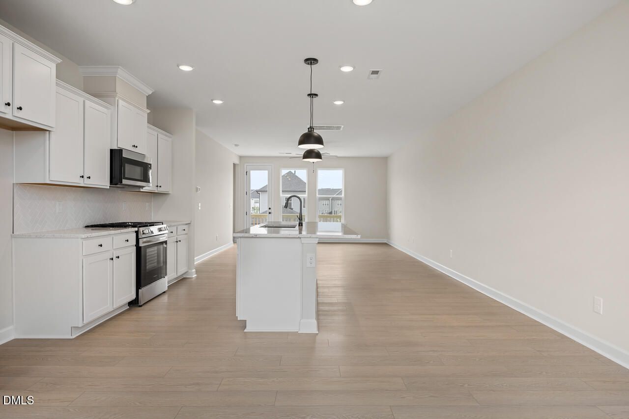 Image 12 of Davidson Homes' New Home at 608 Thatch Lane