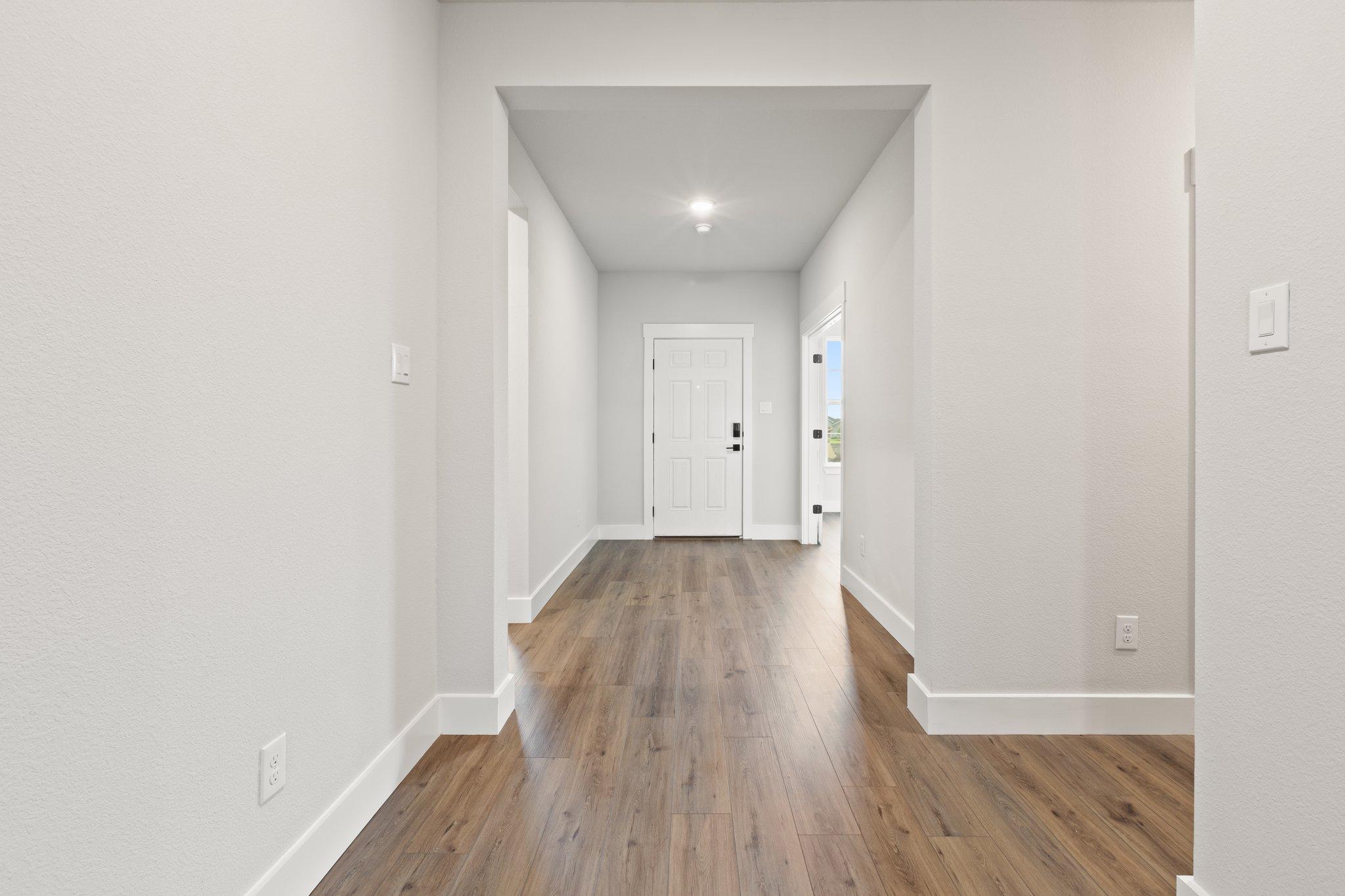 Image 6 of Davidson Homes' New Home at 215 Saddletree Drive