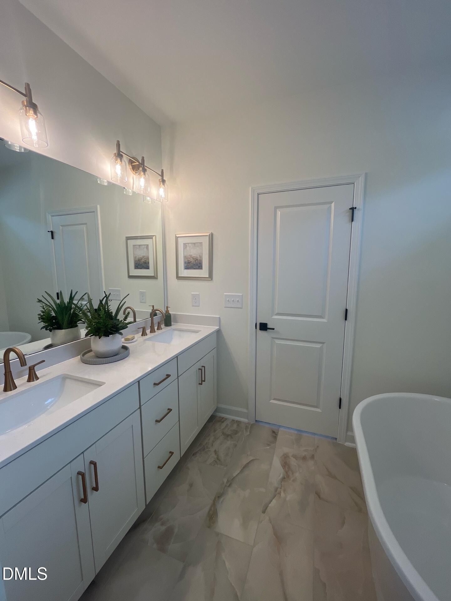 Image 22 of Davidson Homes' New Home at 852 Dragonfly Pond Way