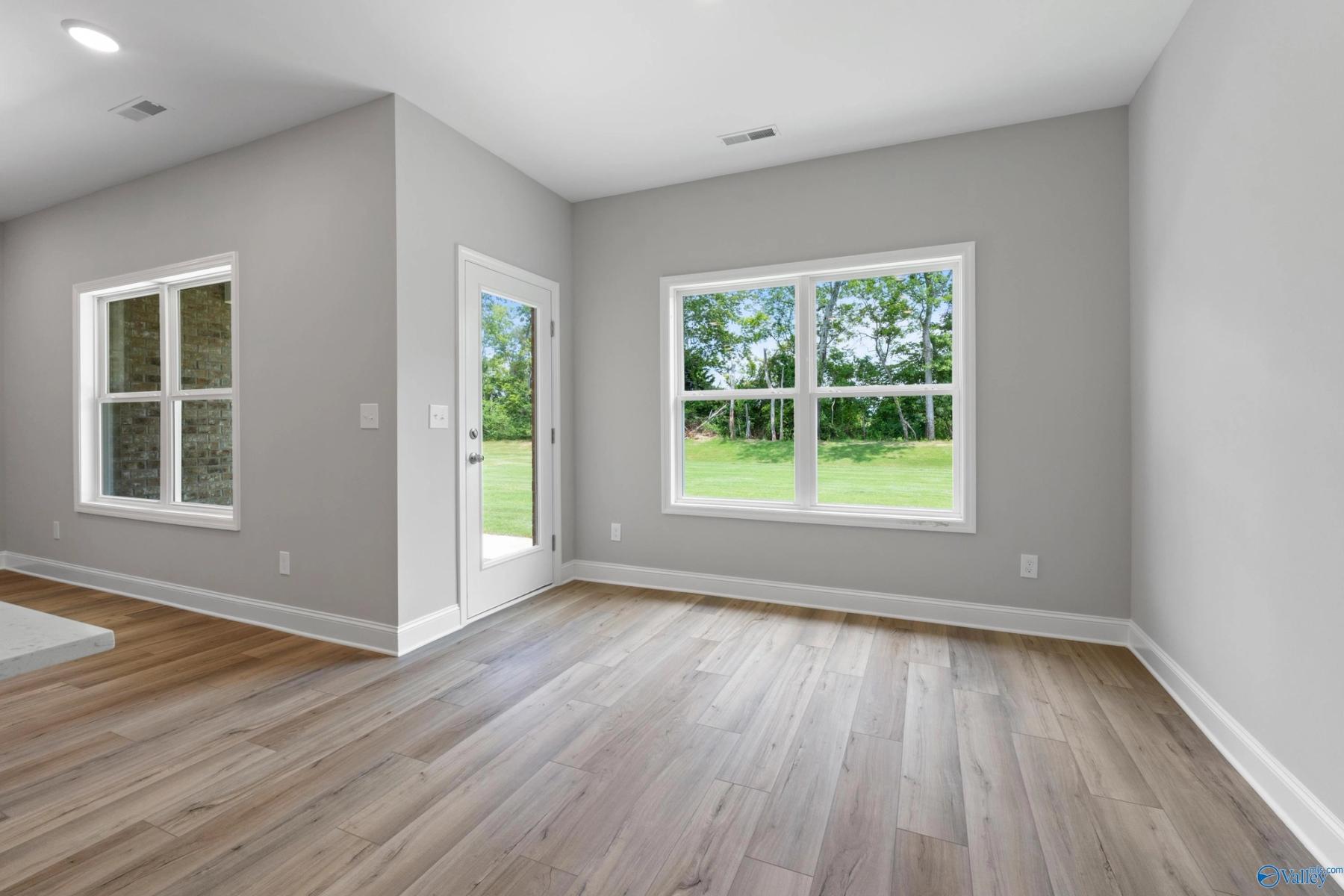 Image 16 of Davidson Homes' New Home at 145 Ivy Vine Drive