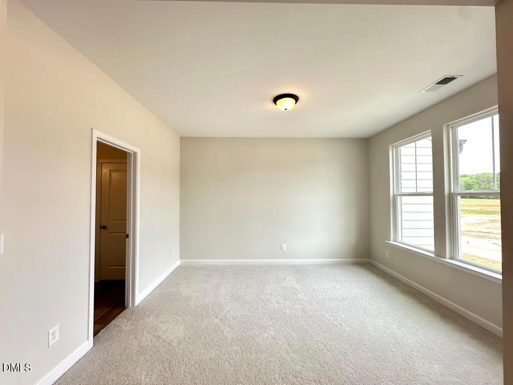 Image 4 of Davidson Homes' New Home at 606 Thatch Lane