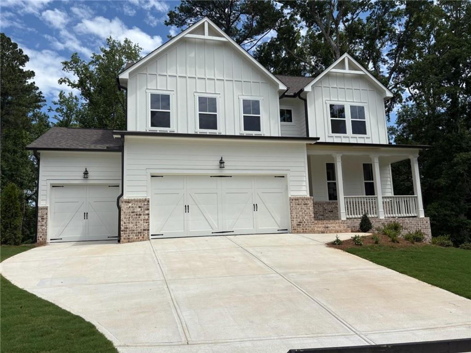 Image 2 of Davidson Homes' New Home at 30 Riverrock Trail