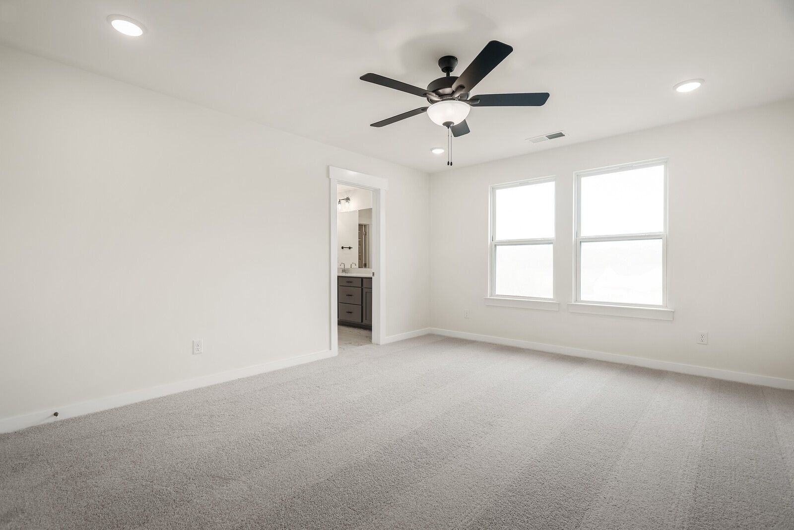 Image 23 of Davidson Homes' New Home at 404 Old Spring Ln