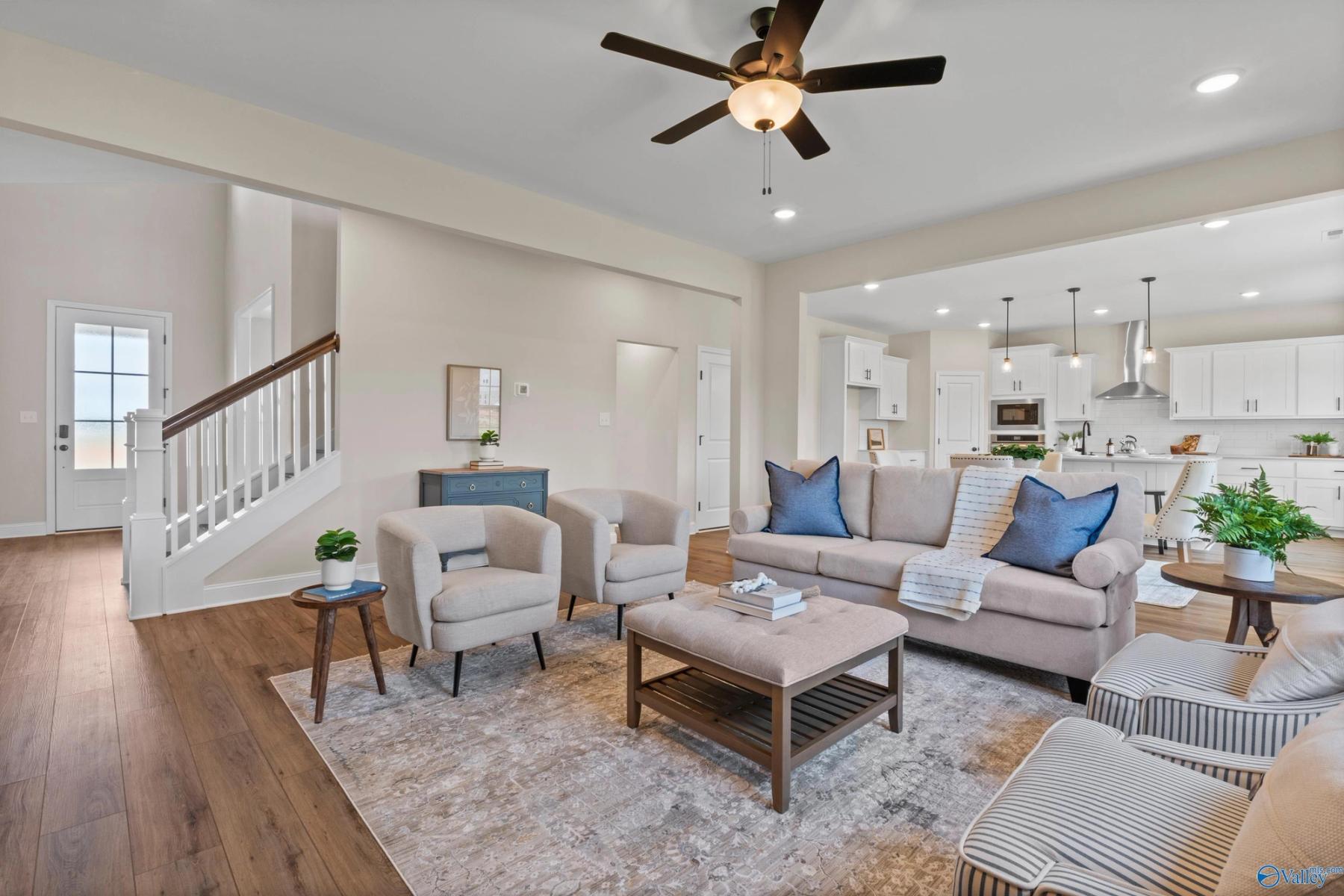 Image 2 of Davidson Homes' New Home at 215 Kendall Farms Boulevard