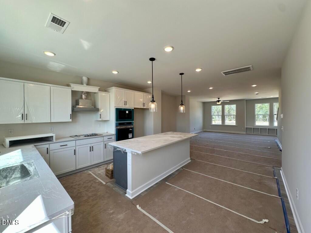 Image 4 of Davidson Homes' New Home at 606 Thatch Lane