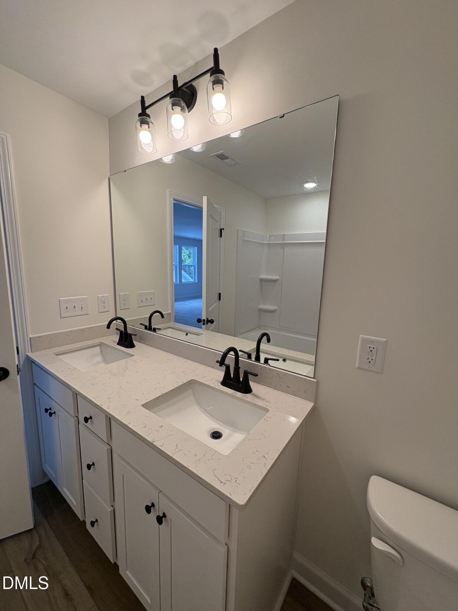 Image 20 of Davidson Homes' New Home at 609 Crescent Wood Trail