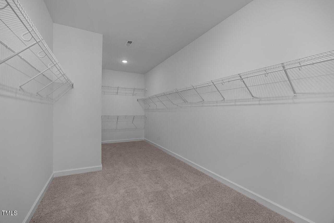 Image 15 of Davidson Homes' New Home at 448 Golden Dragonfly Street