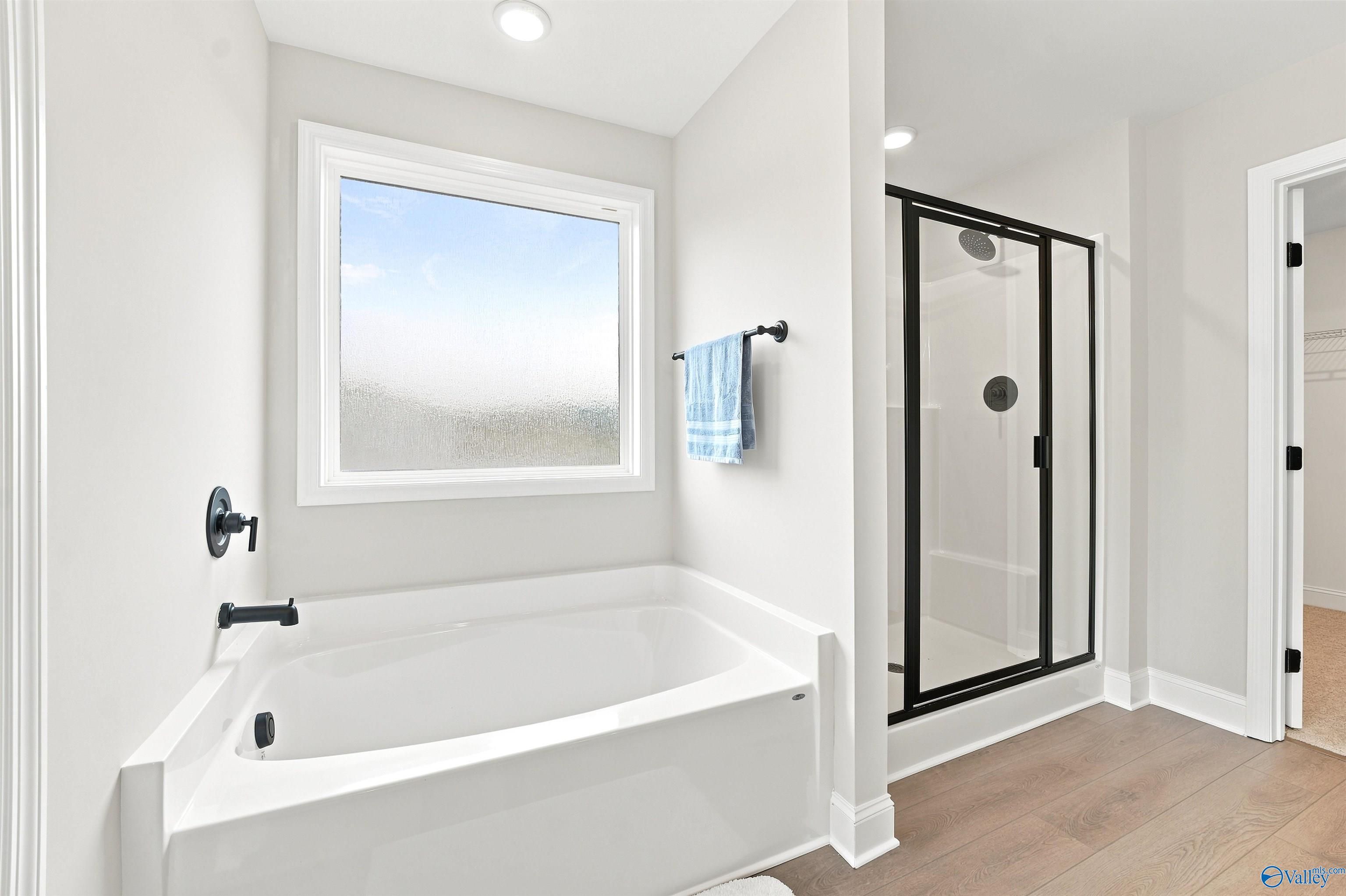 Image 4 of Davidson Homes' New Home at 122 Berry Cove Avenue