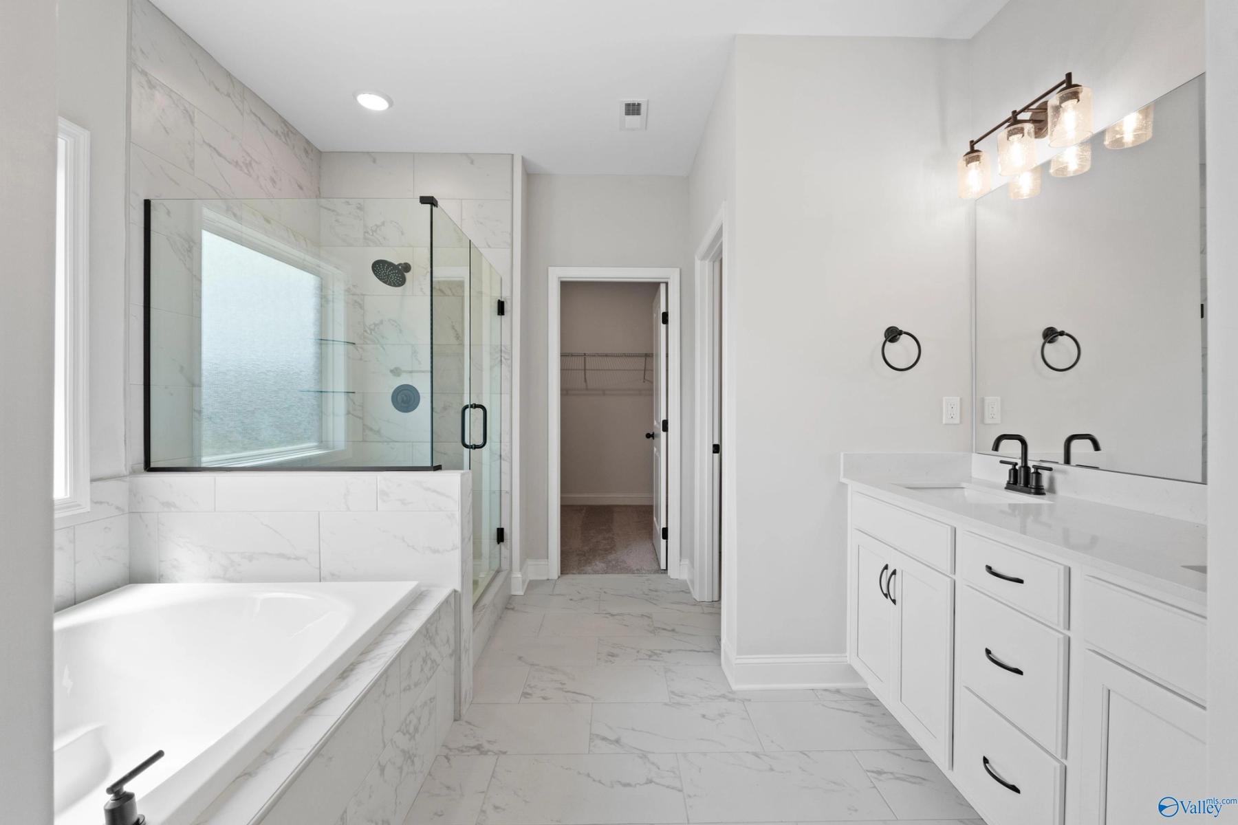 Image 14 of Davidson Homes' New Home at 236 White Horse Way