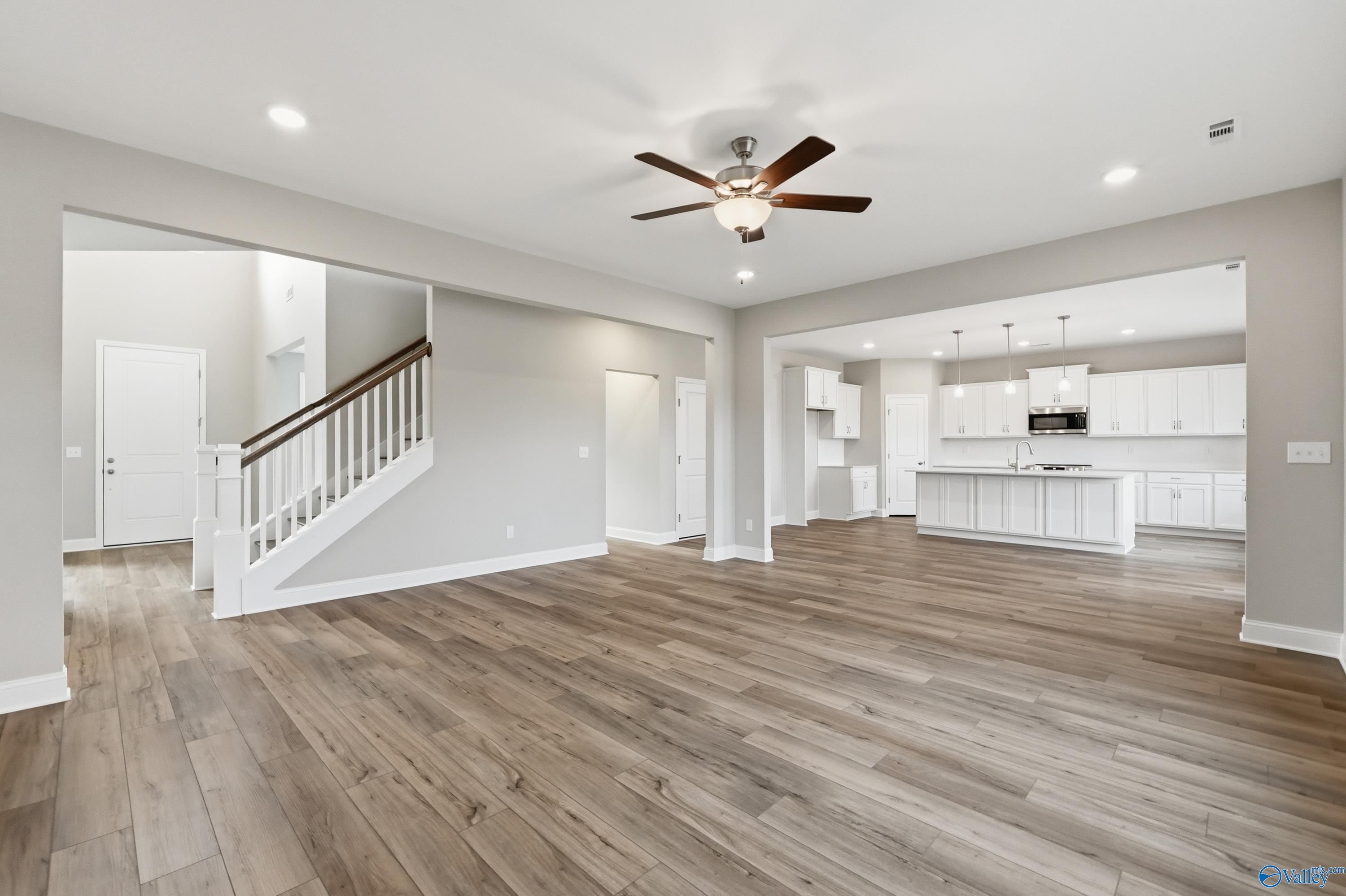 Image 9 of Davidson Homes' New Home at 206 Slade Thomas Drive