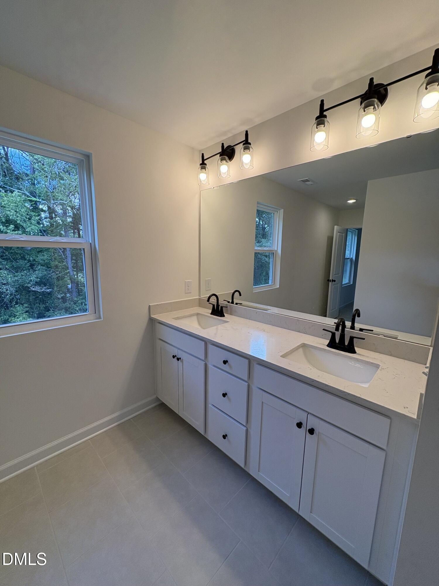 Image 26 of Davidson Homes' New Home at 609 Crescent Wood Trail