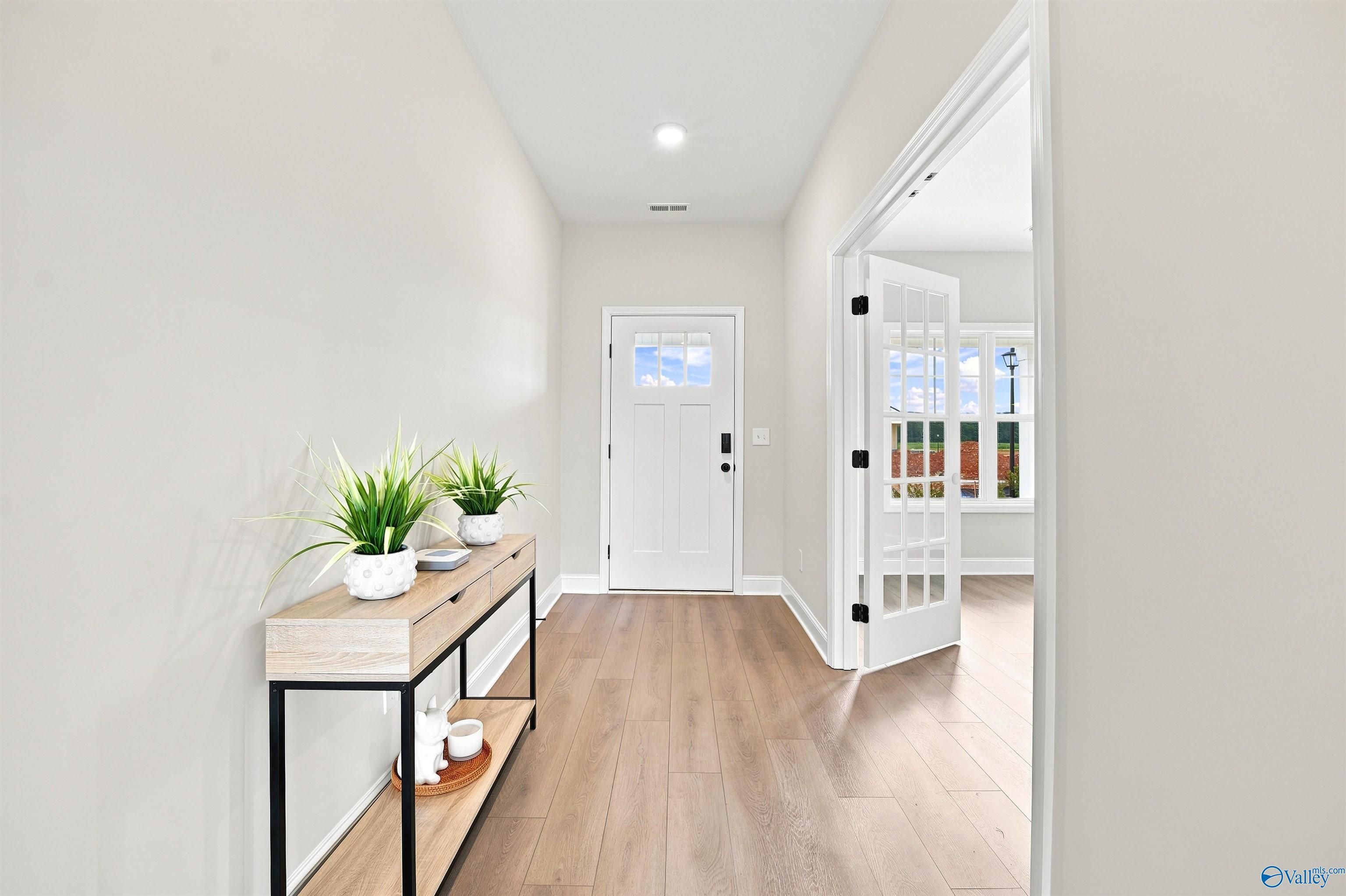 Image 7 of Davidson Homes' New Home at 122 Berry Cove Avenue