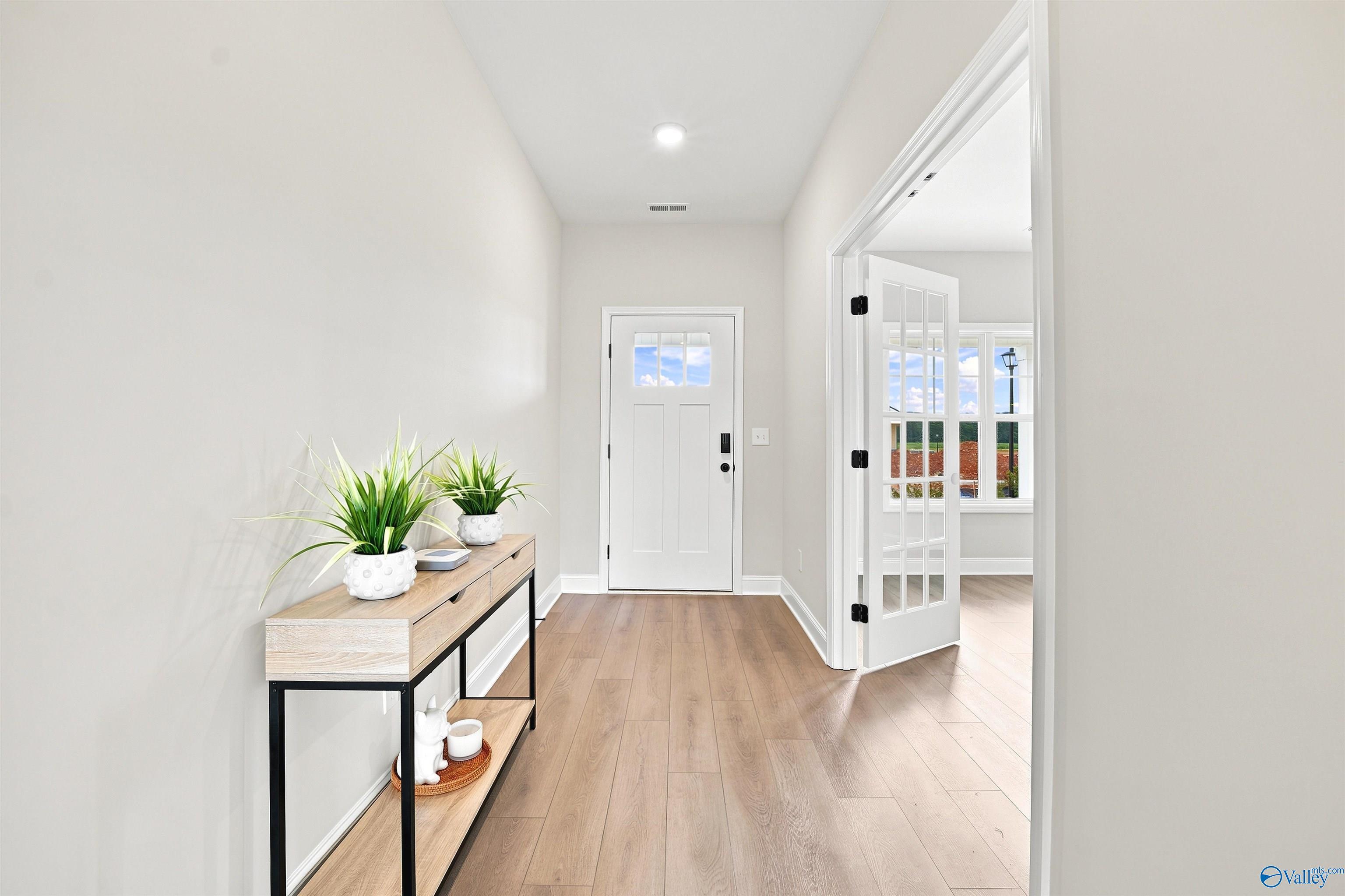 Image 7 of Davidson Homes' New Home at 122 Berry Cove Avenue