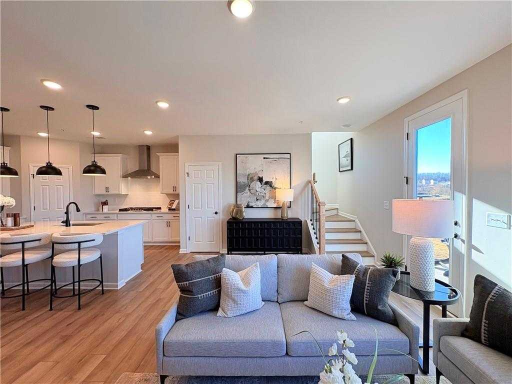 Image 6 of Davidson Homes' New Home at 6145 Molo Lane