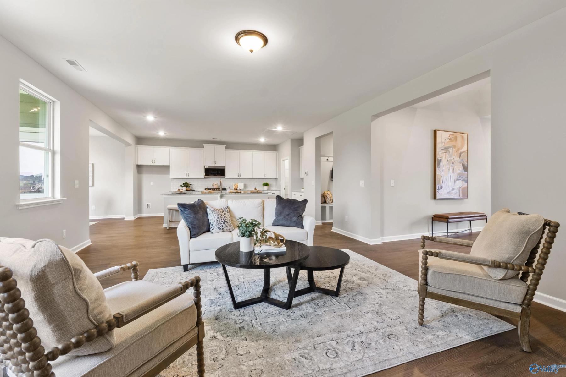 Image 8 of Davidson Homes' New Home at 301 Merrydale Dr