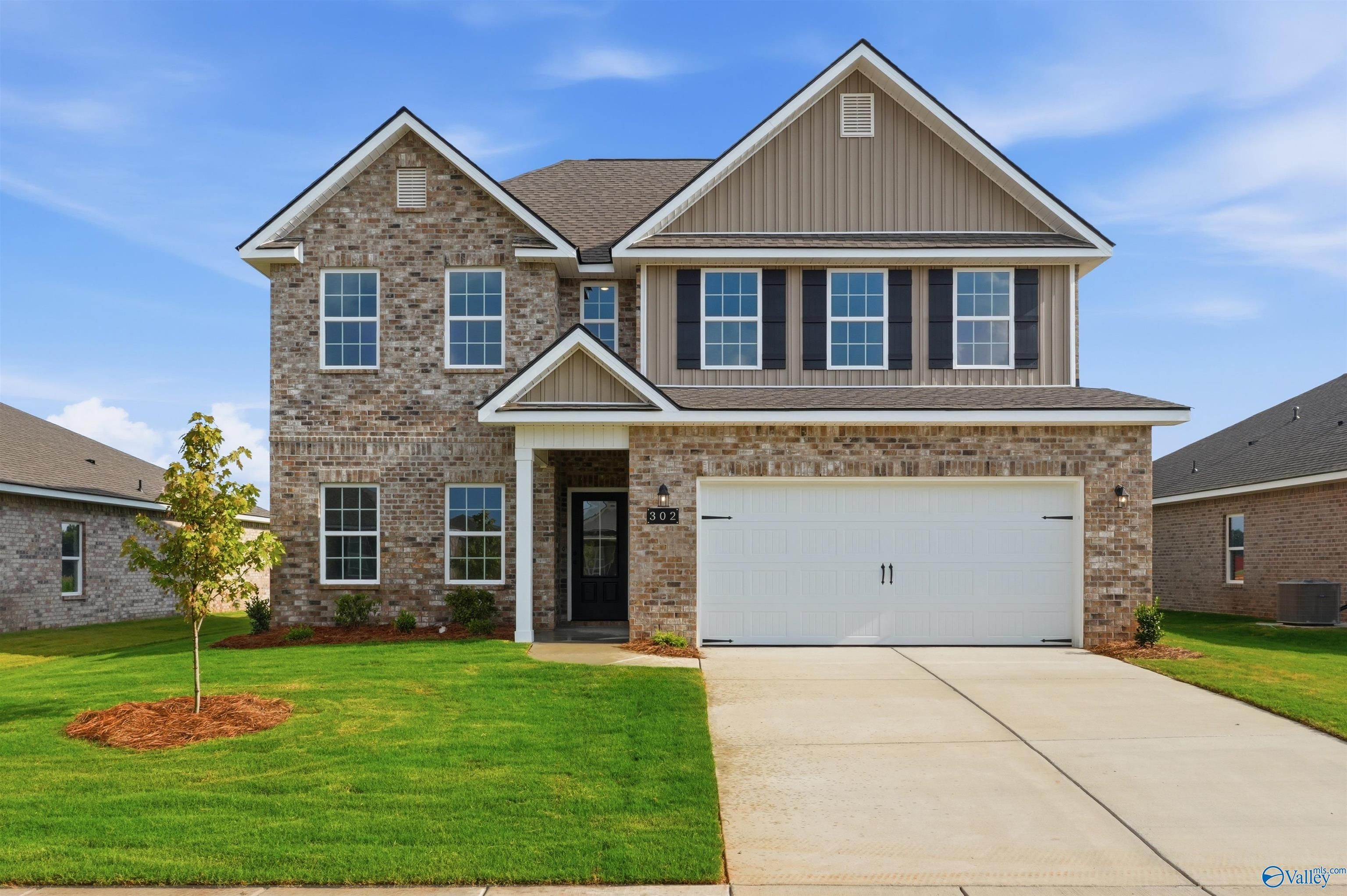 Exterior view of Davidson Homes' New Home at 302 Keller Drive