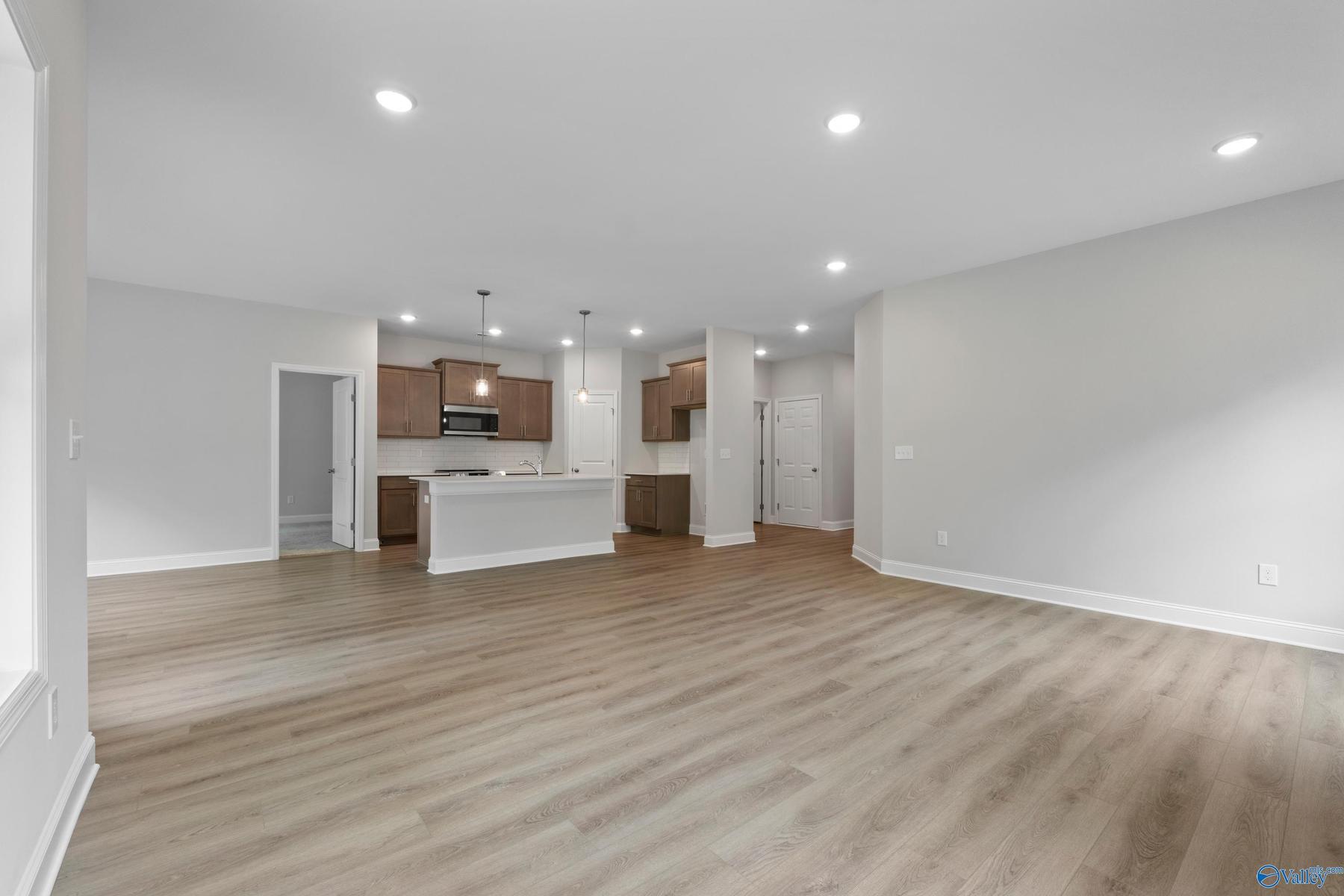 Image 9 of Davidson Homes' New Home at 158 River Pointe Drive