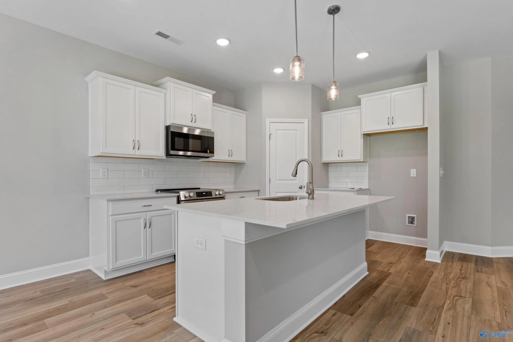 Image 14 of Davidson Homes' New Home at 145 Ivy Vine Drive