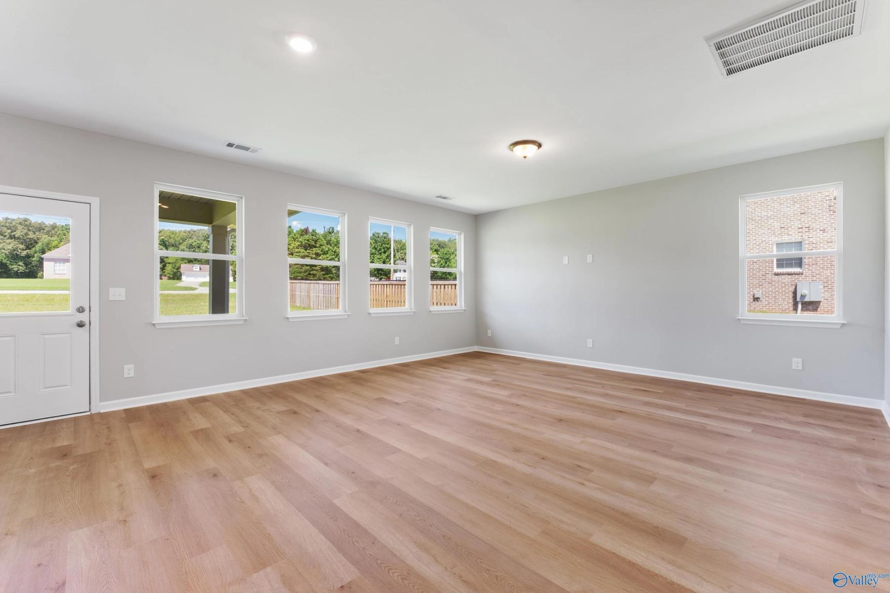 Image 4 of Davidson Homes' New Home at 314 Merrydale Dr
